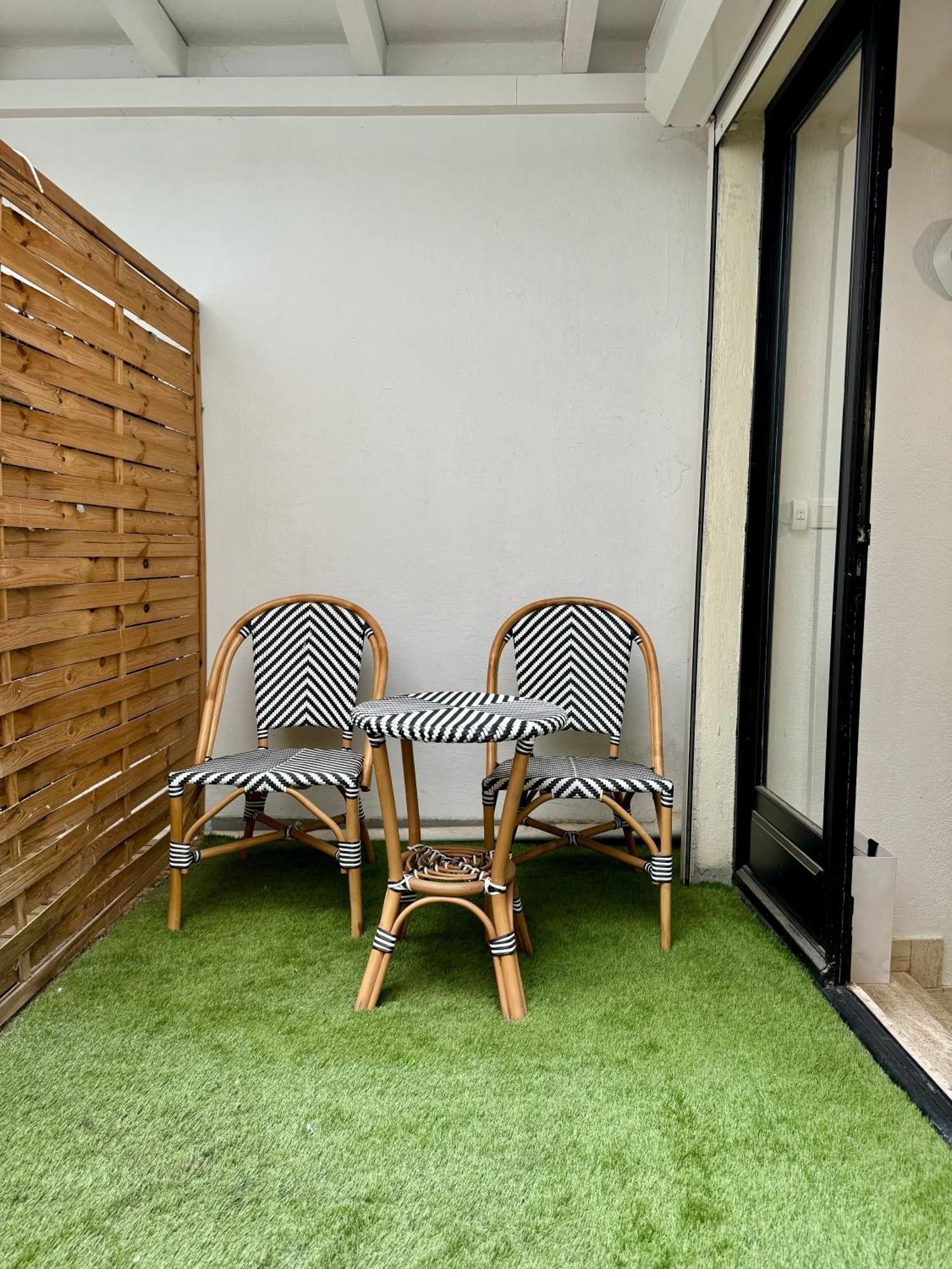 カルカソンヌ102 - Terrasse De La Bastideアパートメント エクステリア 写真